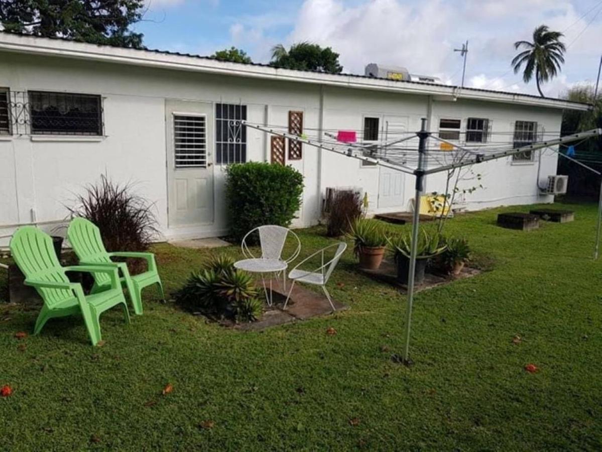 West Coast 1 Bedroom Apartment 66 - Close To Beach Saint James Exterior foto