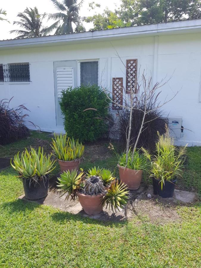 West Coast 1 Bedroom Apartment 66 - Close To Beach Saint James Exterior foto