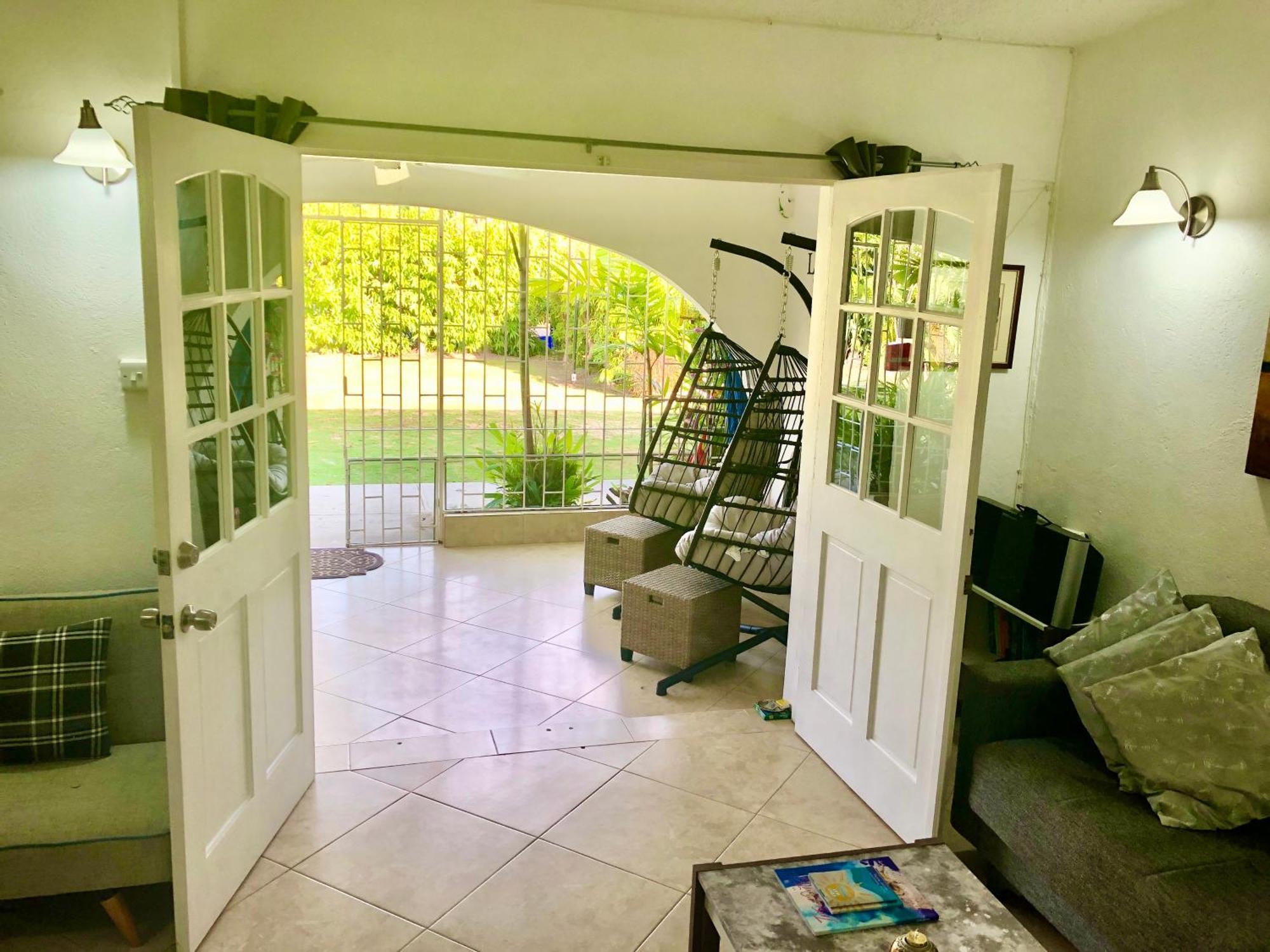West Coast 1 Bedroom Apartment 66 - Close To Beach Saint James Exterior foto